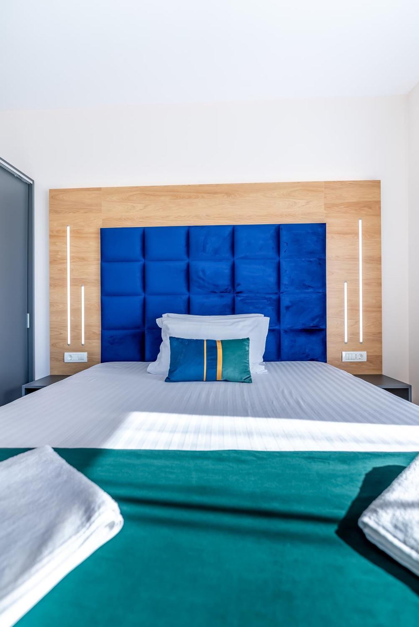 M City Aparthotel Arad Quarto foto